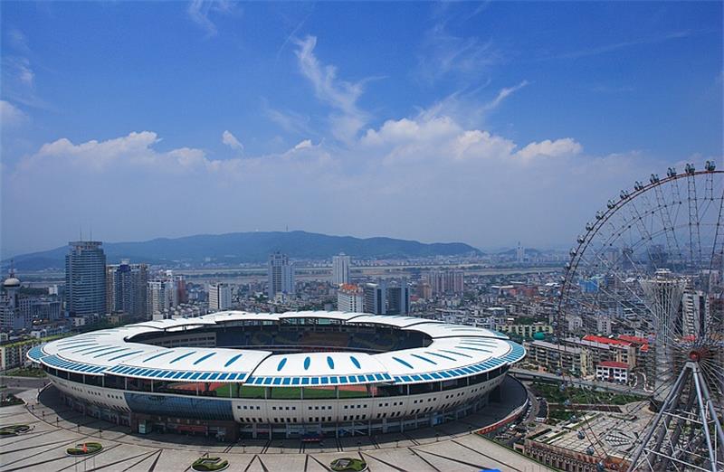 長沙賀龍體育館所用建材：泓冠SUS304不銹鋼